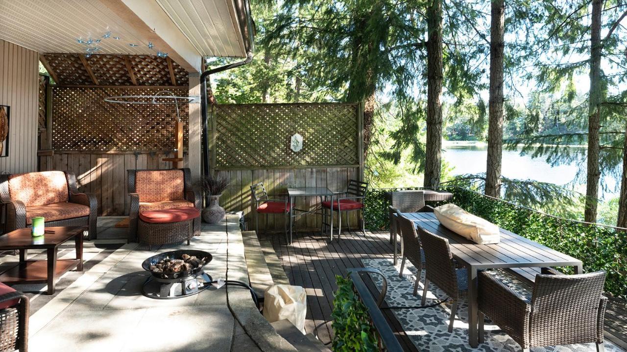 Willow Suite - Lakeside Retreat ビクトリア エクステリア 写真