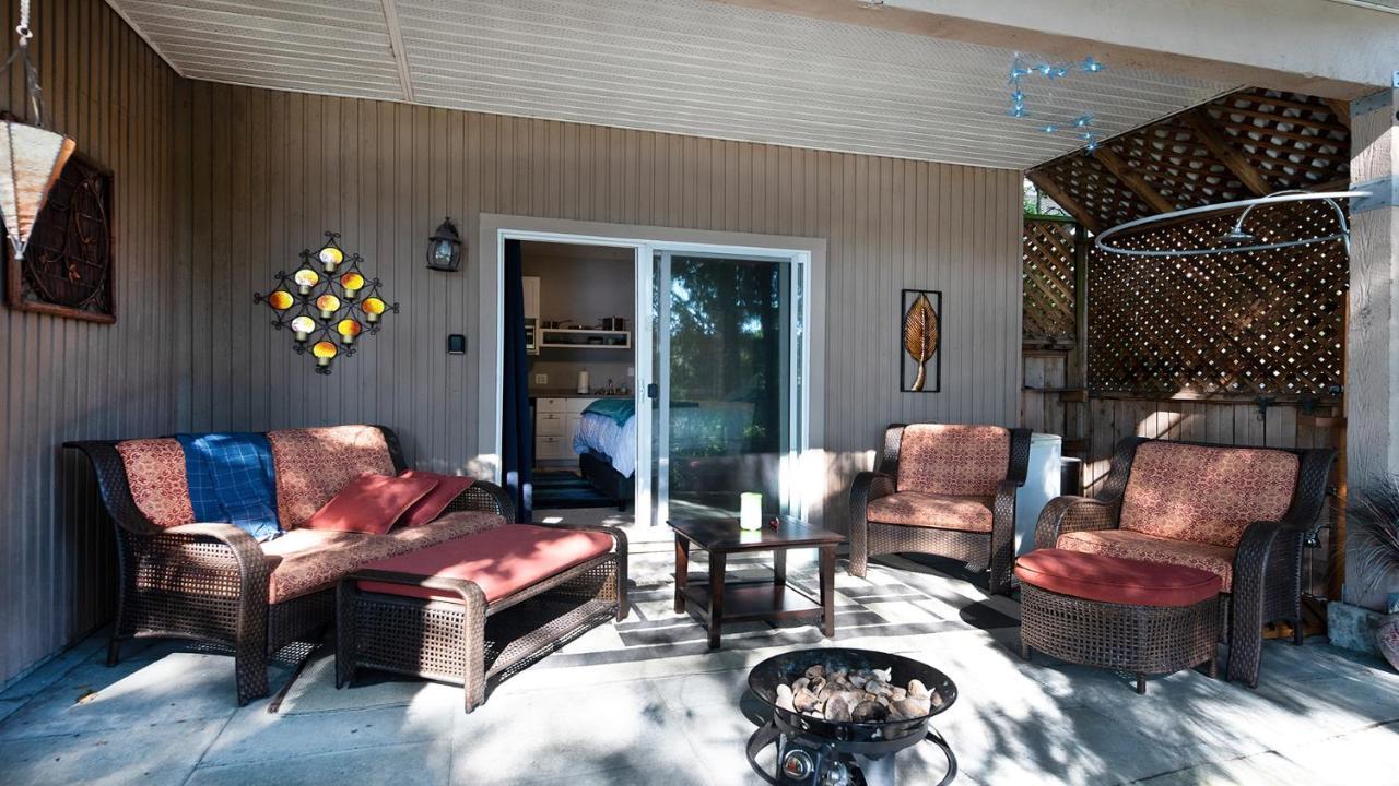 Willow Suite - Lakeside Retreat ビクトリア エクステリア 写真